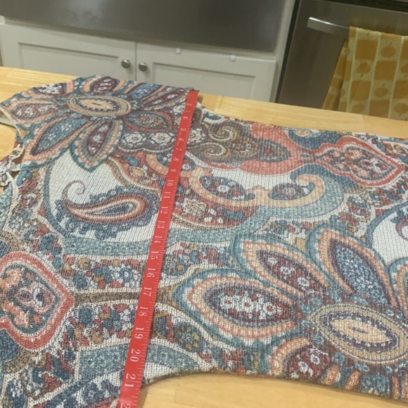 Chico’s size 1 ( large/medium) see measurements colorful light weight sweater. - Picture 5 of 12